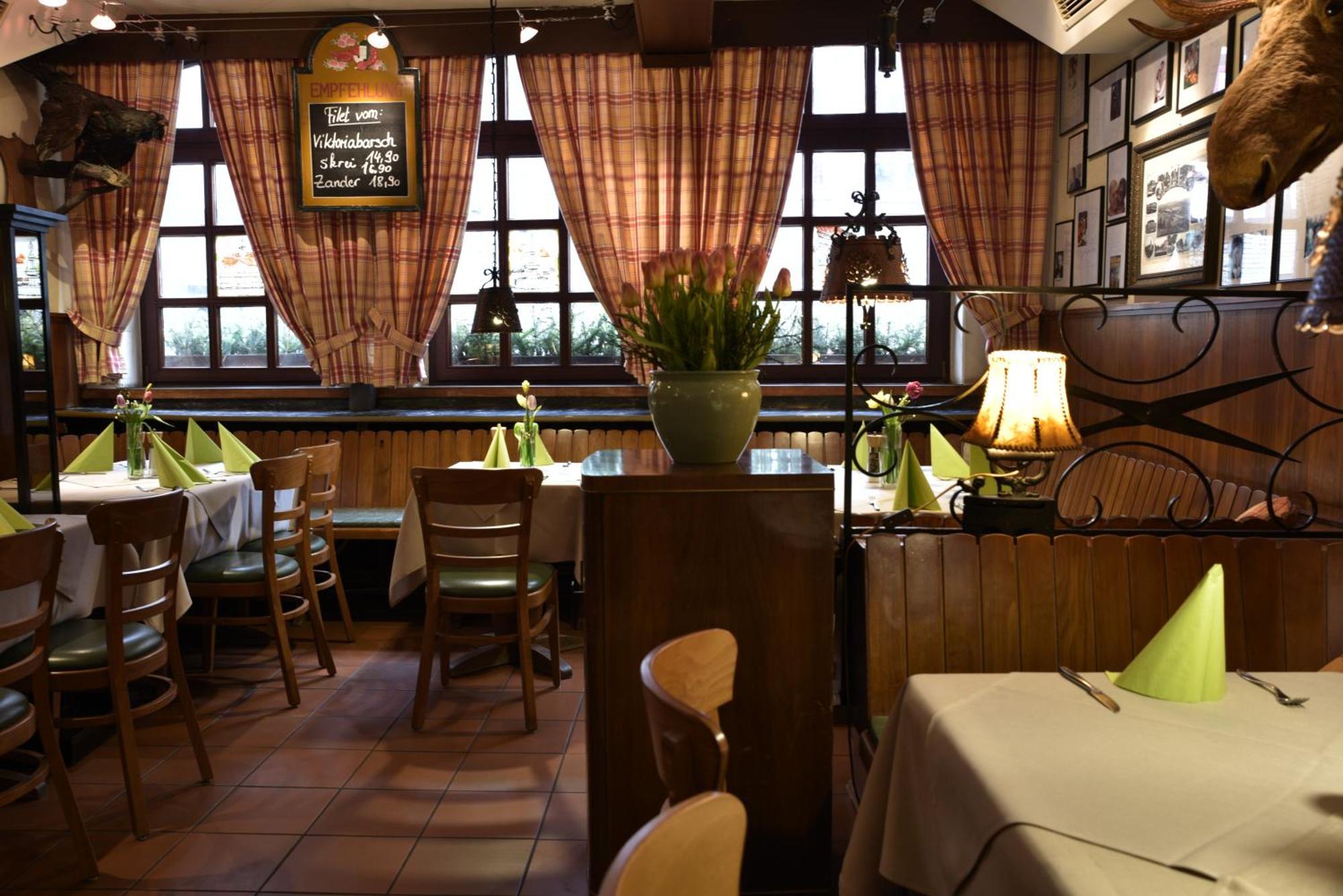 Hotel Schere Northeim Bagian luar foto