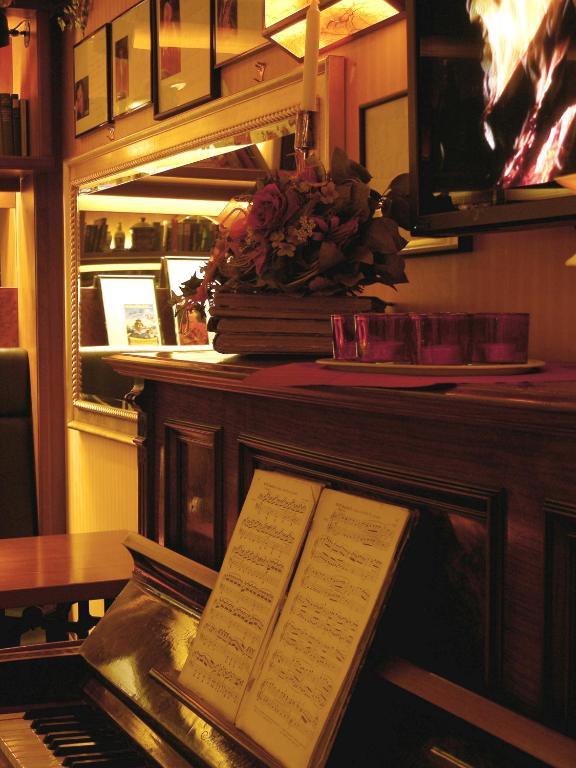 Hotel Schere Northeim Bagian luar foto